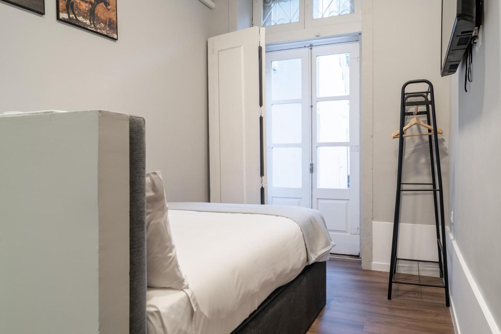 Limehome Porto Rua De Dom Manuel II Δωμάτιο φωτογραφία
