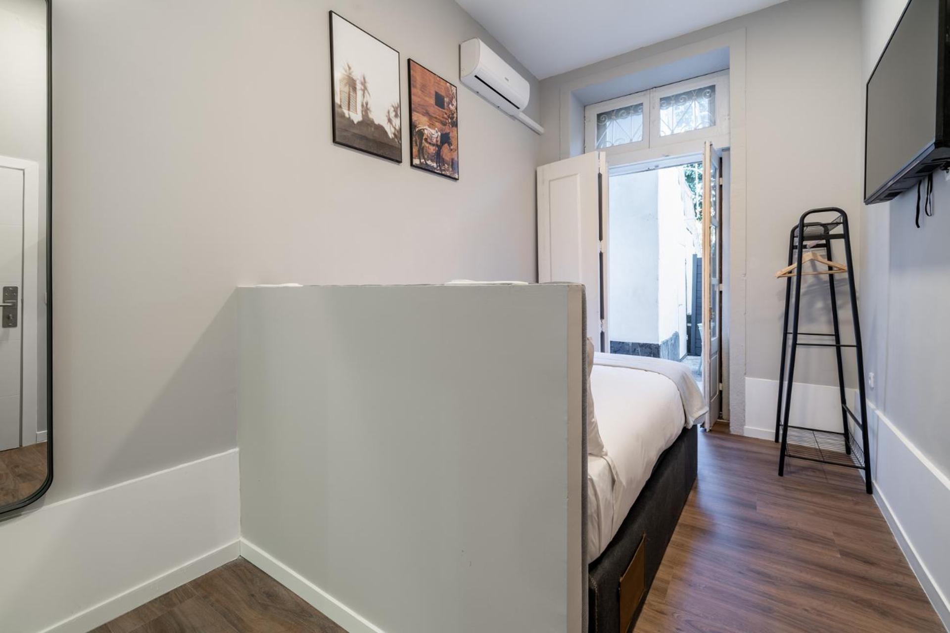 Limehome Porto Rua De Dom Manuel II Δωμάτιο φωτογραφία