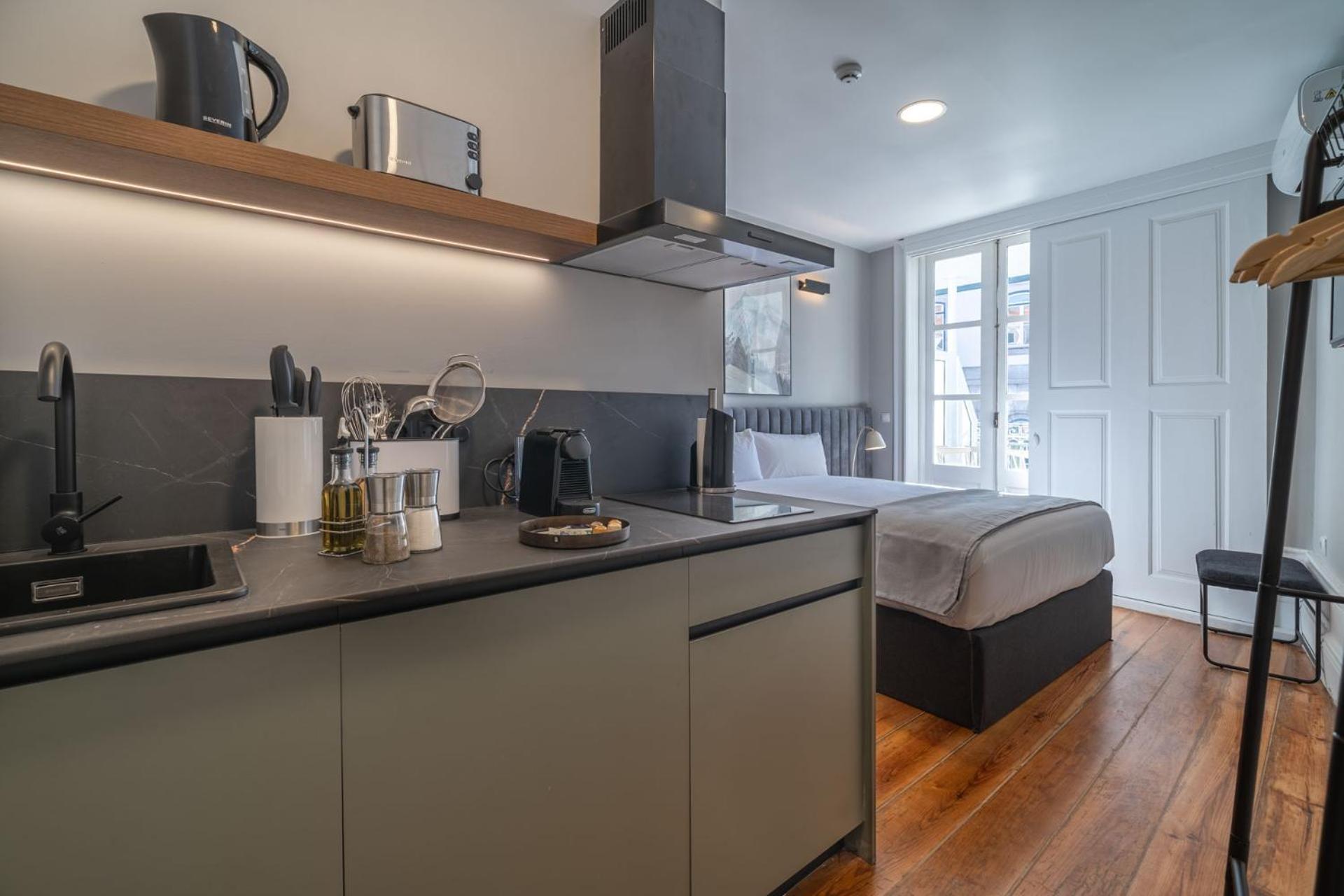 Limehome Porto Rua De Dom Manuel II Δωμάτιο φωτογραφία
